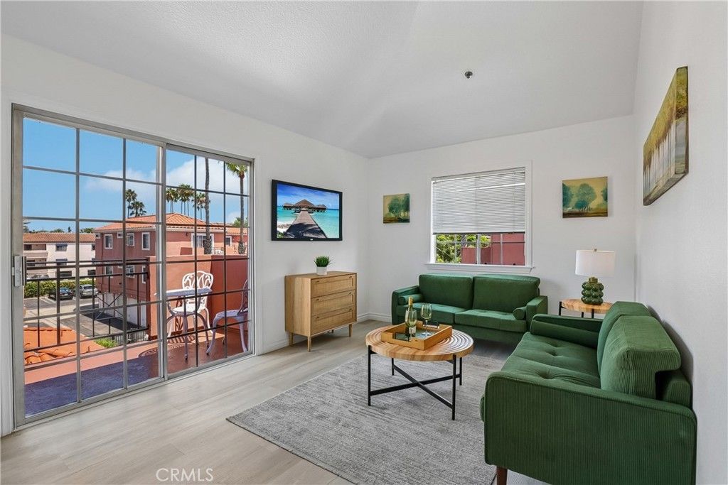409 Utica # A11, Huntington Beach