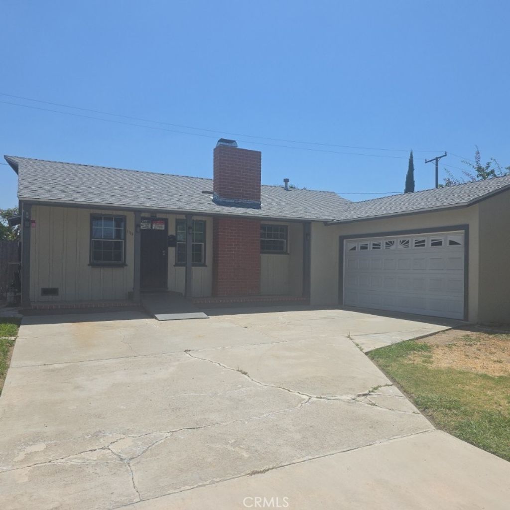 1115 N Townsend Street, Santa Ana