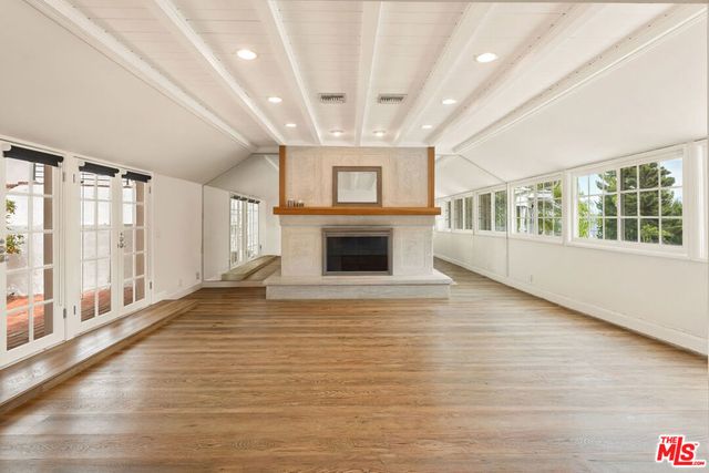 4115 Knobhill Drive, Los Angeles
