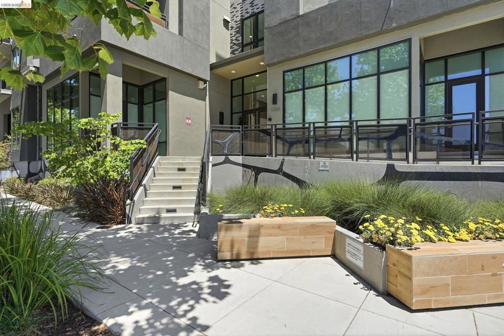 10300 San Pablo Ave # 103, El Cerrito