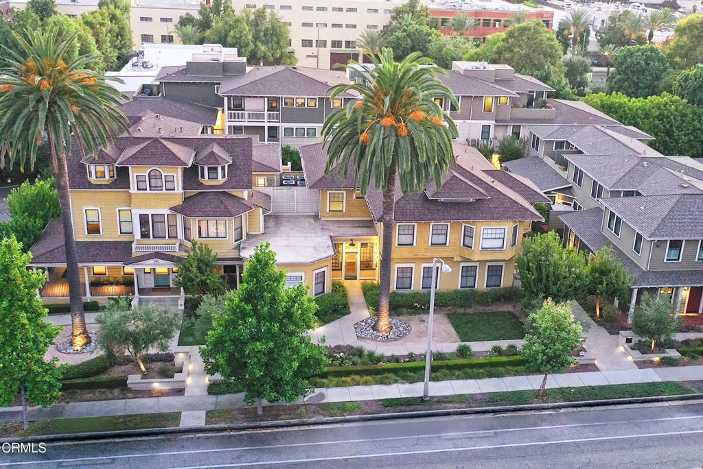 385 S Marengo Avenue # 205, Pasadena