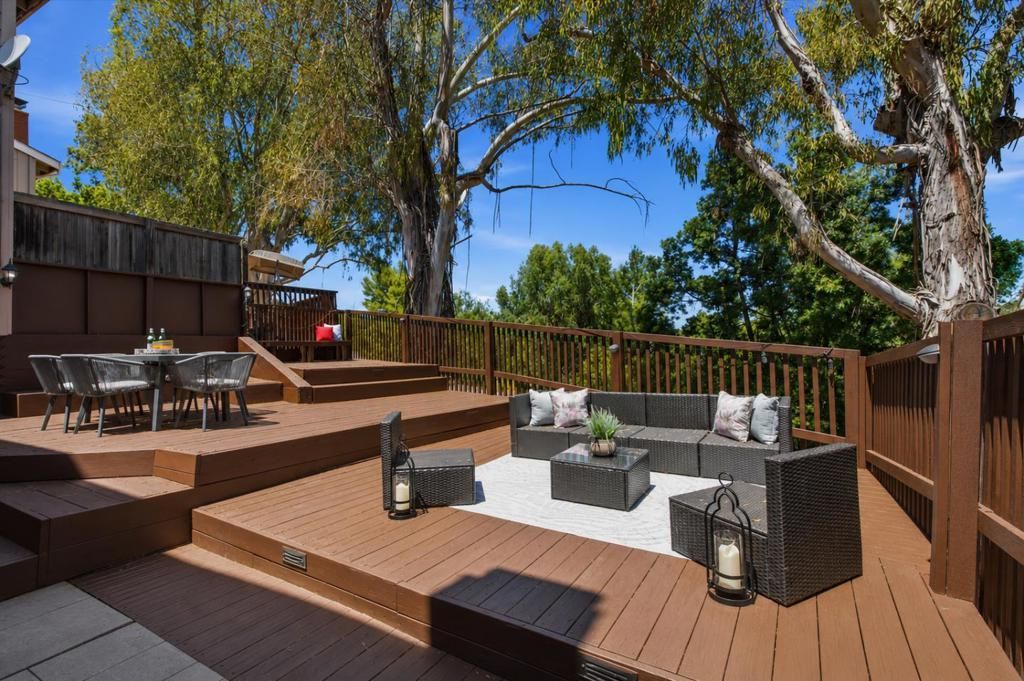22963 Longdown Road, Cupertino