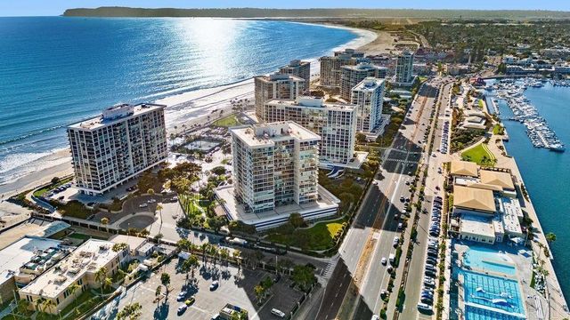 1820 Avenida Del Mundo # 506, Coronado