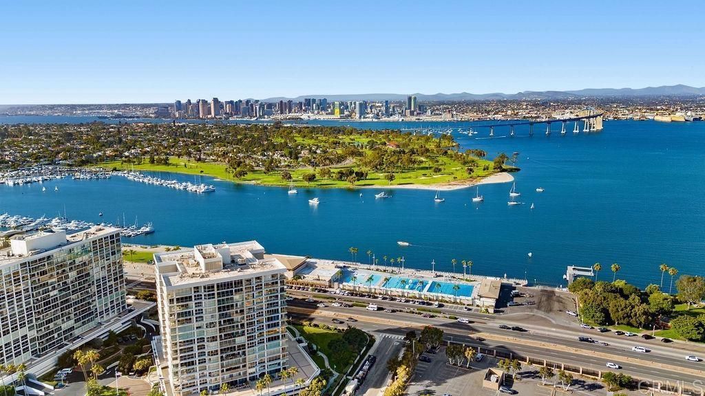 1820 Avenida Del Mundo # 506, Coronado