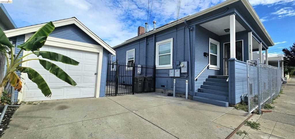 3137 Pleitner Ave, Oakland