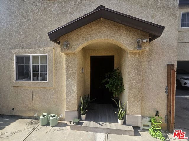 4922 W 104th Street, Inglewood