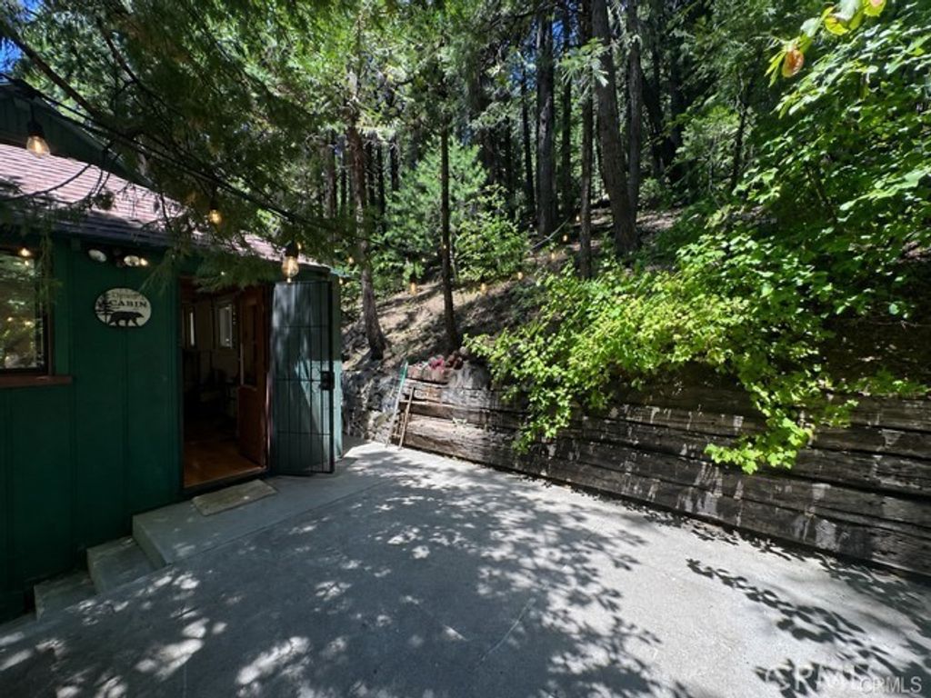 455 Blue Jay Canyon, Blue Jay