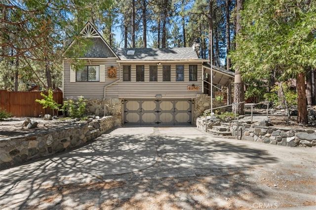 1143 Robin Road, Wrightwood