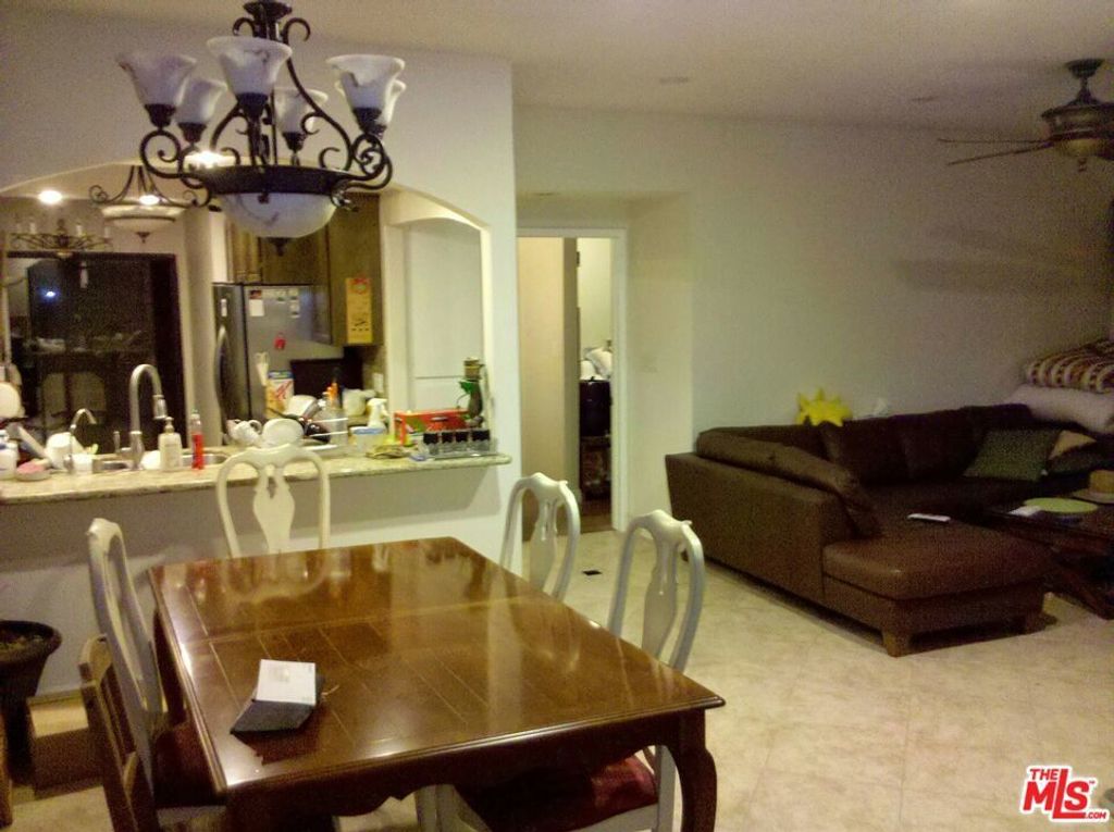 801 S Plymouth Boulevard # 302, Los Angeles