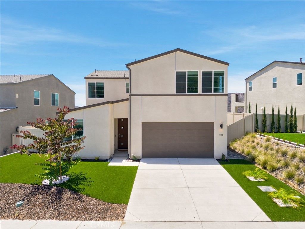 598 Meadowood, Fallbrook
