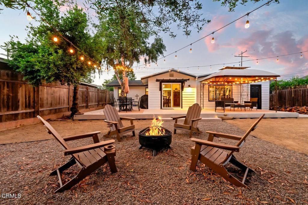 326 Larmier Avenue, Oak View