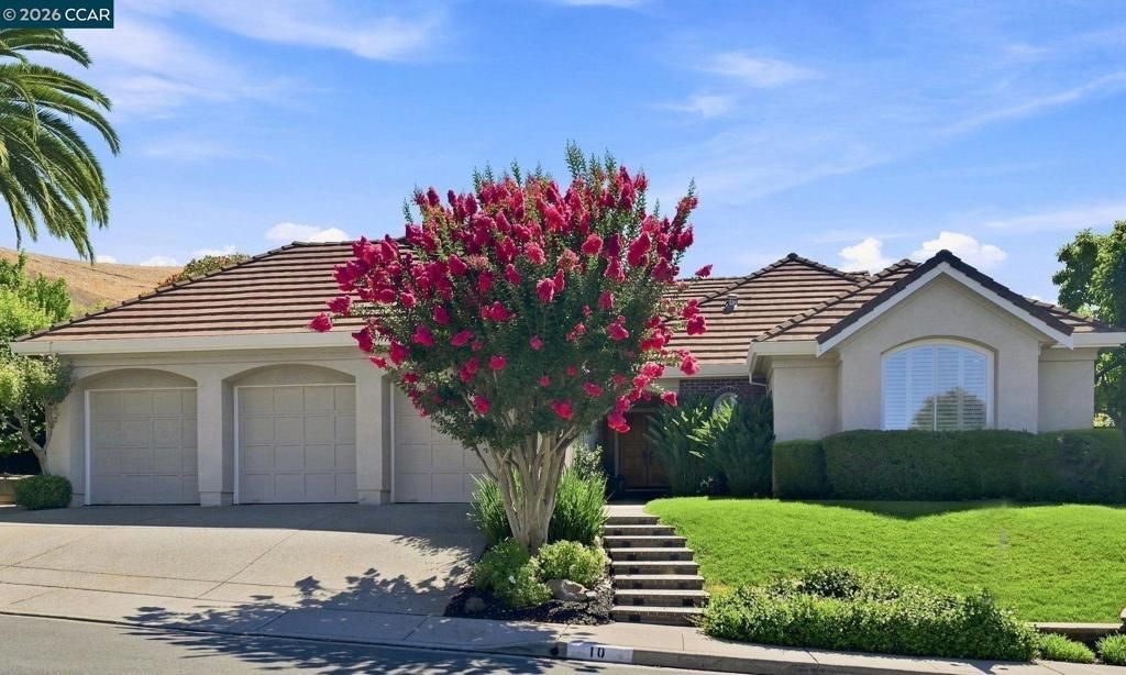 10 Edinburgh Pl, Danville