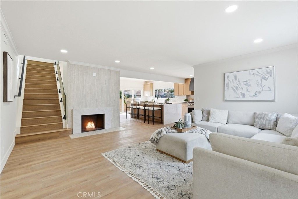 3675 Palo Verde, Long Beach