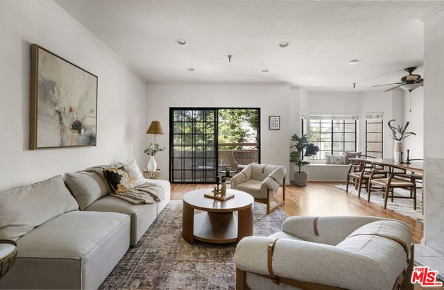 14630 Dickens Street # 202, Los Angeles