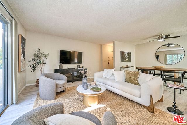 5437 Corteen Place # 212, Los Angeles