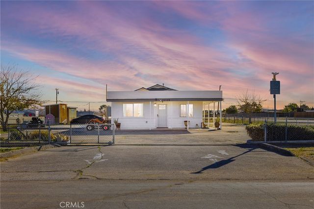 15109 Anacapa Road, Victorville