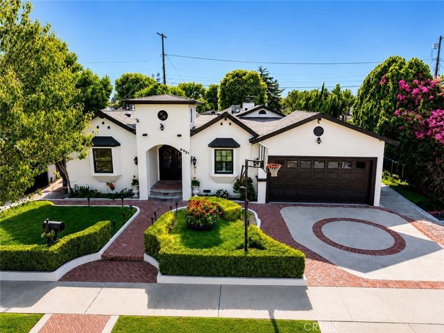 8951 Yolanda, Northridge