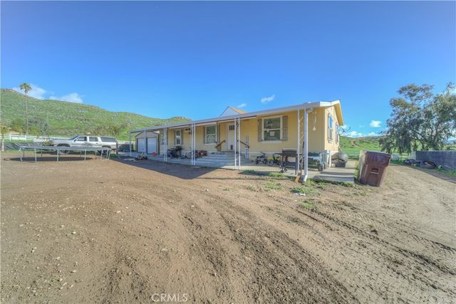 32986 Grand Avenue, Winchester