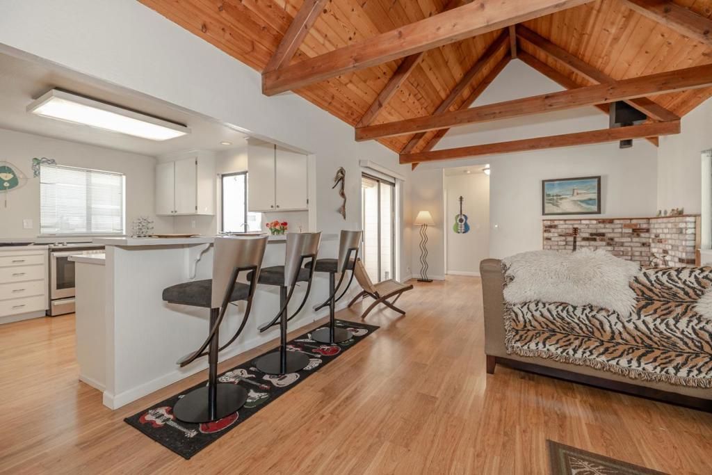702 Beverly Avenue, Capitola