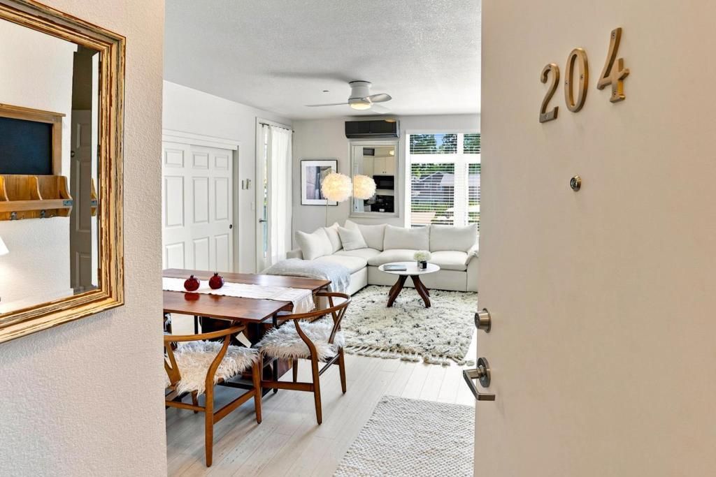 1111 Ocean Street # 204, Santa Cruz
