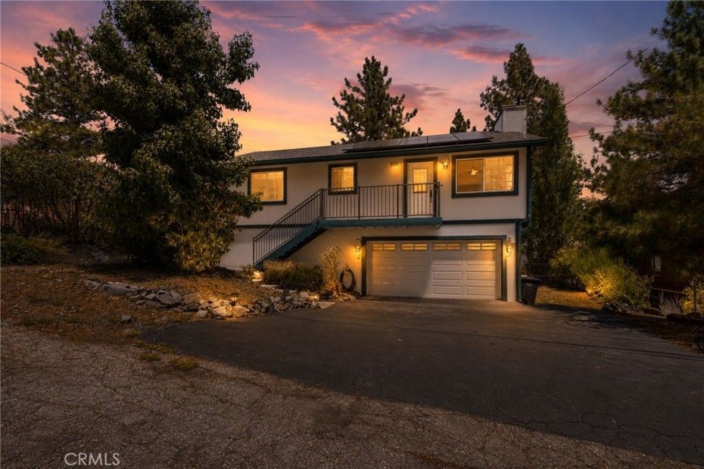 2054 Slippery Elm, Wrightwood