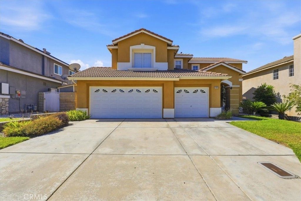14993 Oak Spring, Fontana