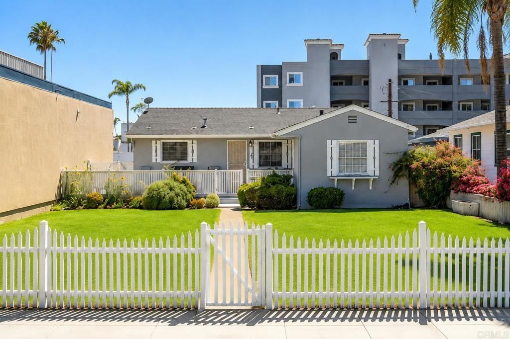 309 N Clementine Street N, Oceanside