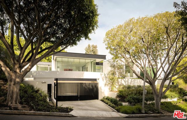 1200 Laurel Way, Beverly Hills