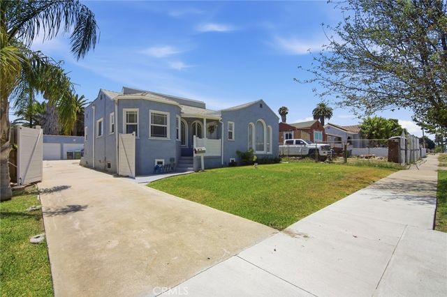 2142 W 73rd, Los Angeles
