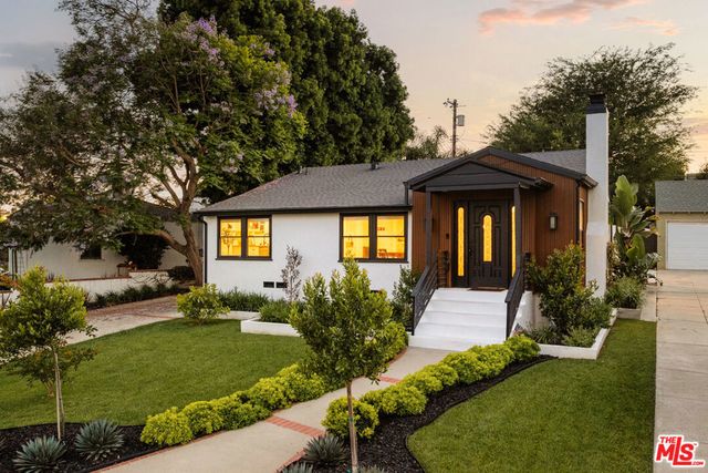 8421 Airlane Avenue, Los Angeles