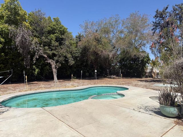 2151 N Farrell Drive, Palm Springs