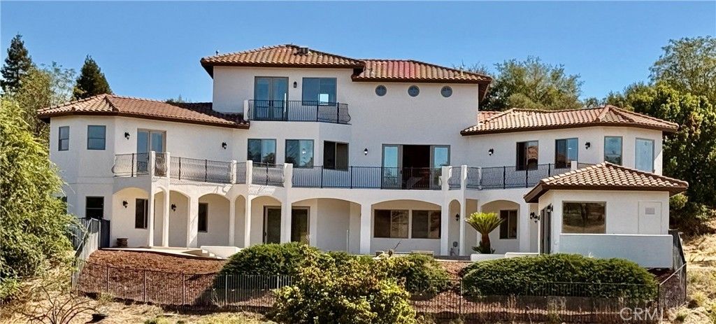 2040 Vista De La Vina, Templeton