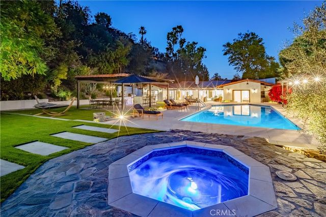 5139 Allentown Place, Woodland Hills