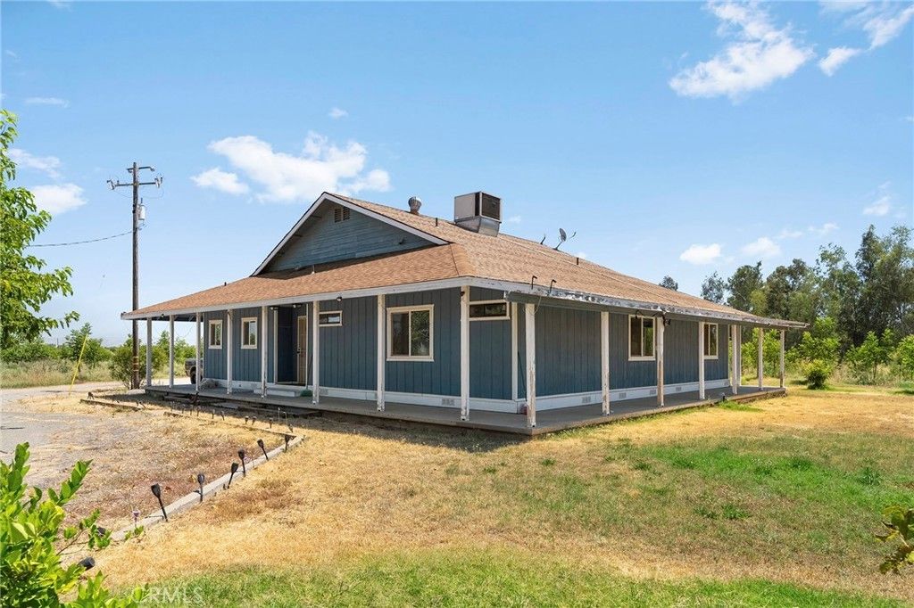 3325 Hall, Corning