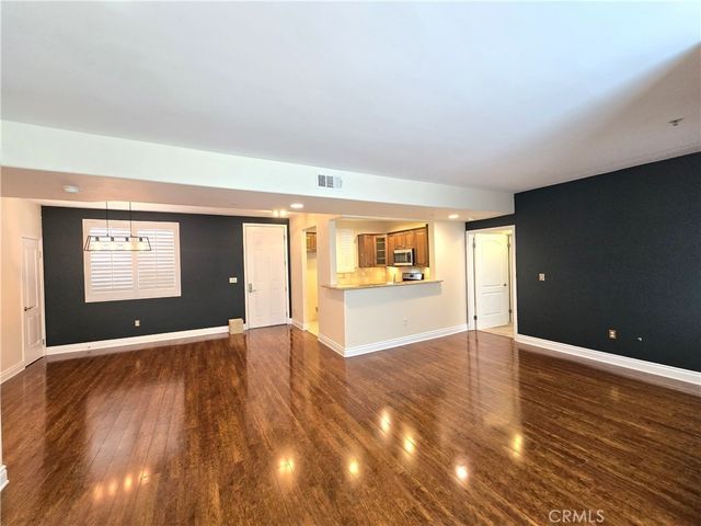 4724 Kester Avenue # 409, Sherman Oaks