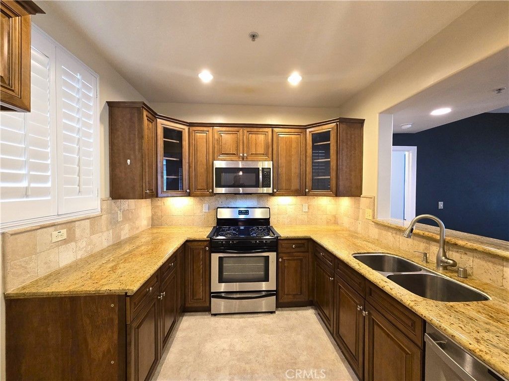 4724 Kester Avenue # 409, Sherman Oaks