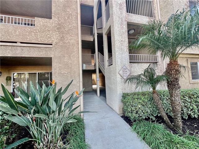 2320 Del Mar, Corona