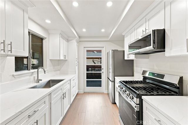 5905 Rosemead # 3, Pico Rivera