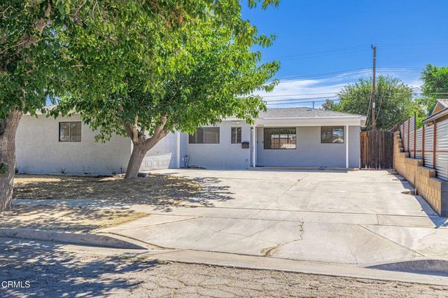 44846 Andale Avenue, Lancaster