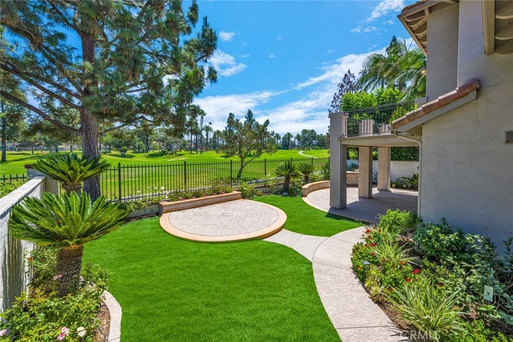 2301 Moortown Drive, Tustin