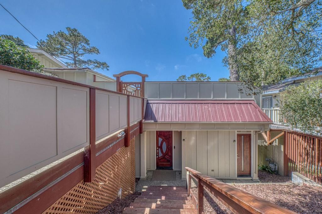 1104 Austin Avenue, Pacific Grove
