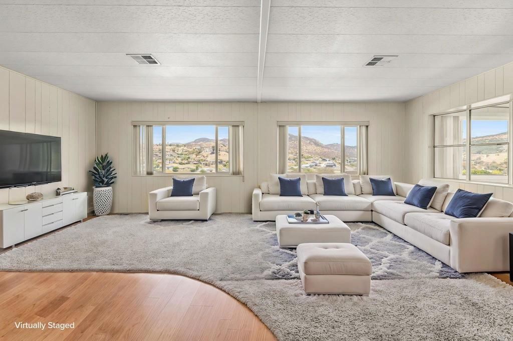 9500 Harritt Spc 190, Lakeside