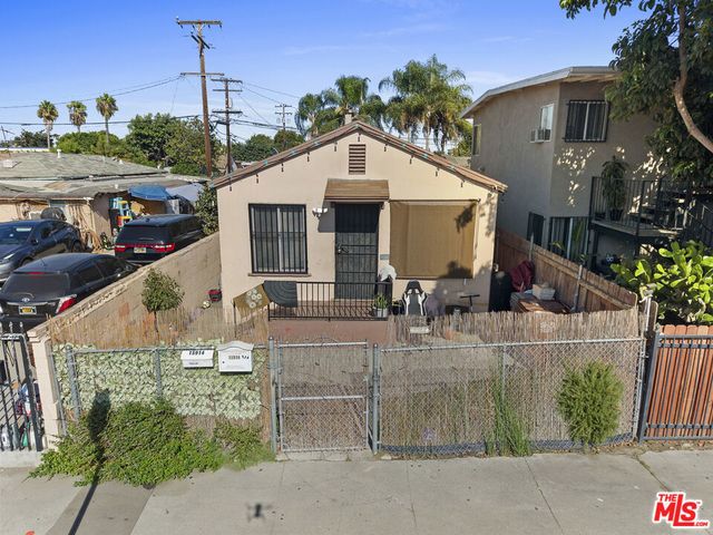 15914 S Bullis Road, Compton