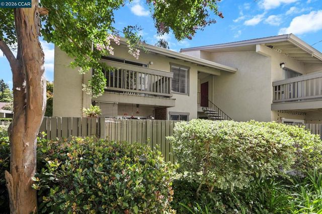 2562 Walnut Blvd # 68, Walnut Creek