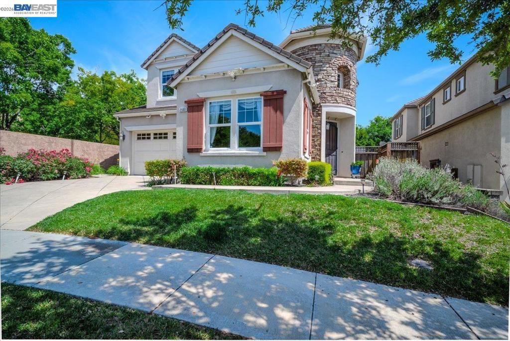 2560 Calabria Ct, Dublin