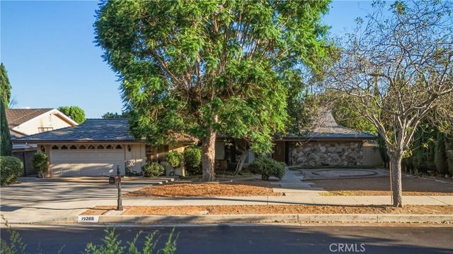 19208 Lassen, Northridge