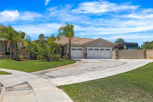2360 Jean Marie, Corona
