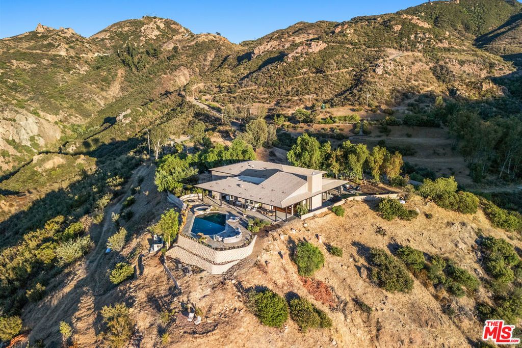 31847 Hidden Highland Road, Agoura