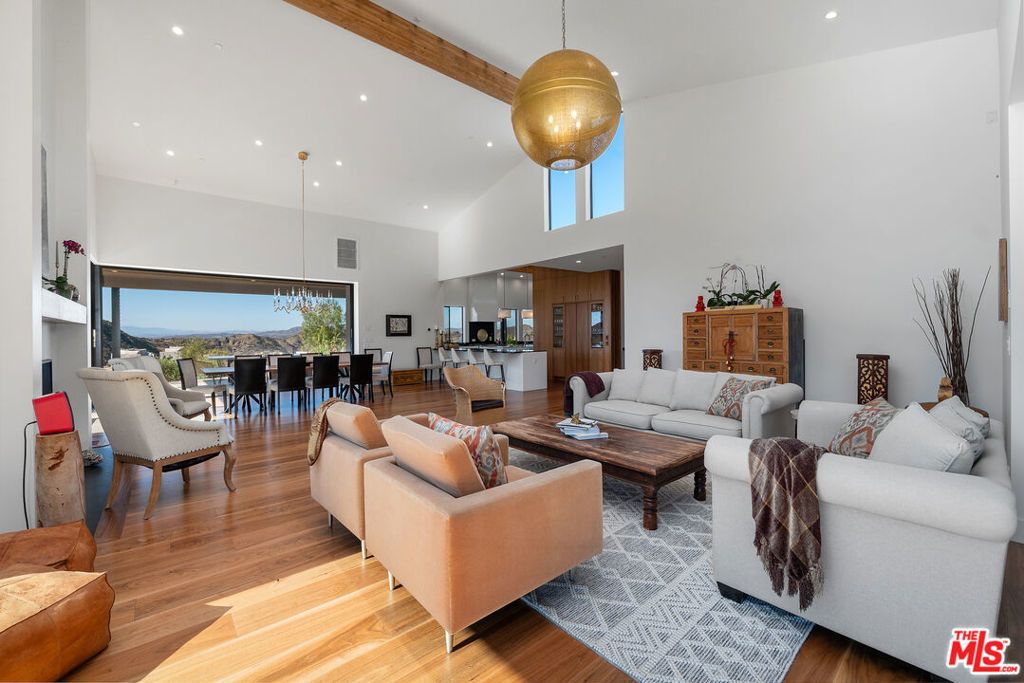 31847 Hidden Highland Road, Agoura