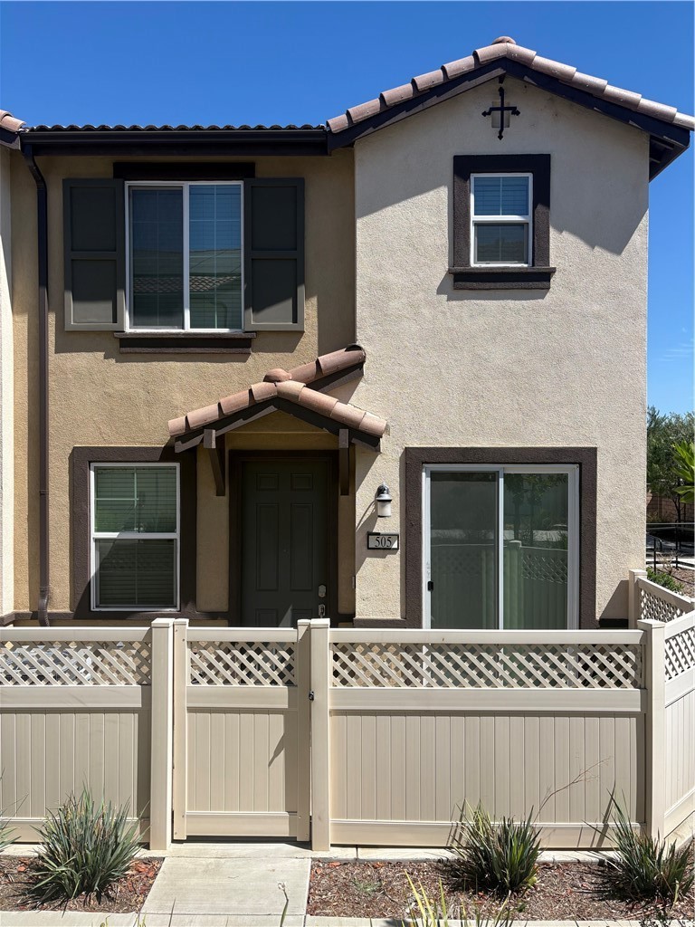 Photo of Listing #DW26158631